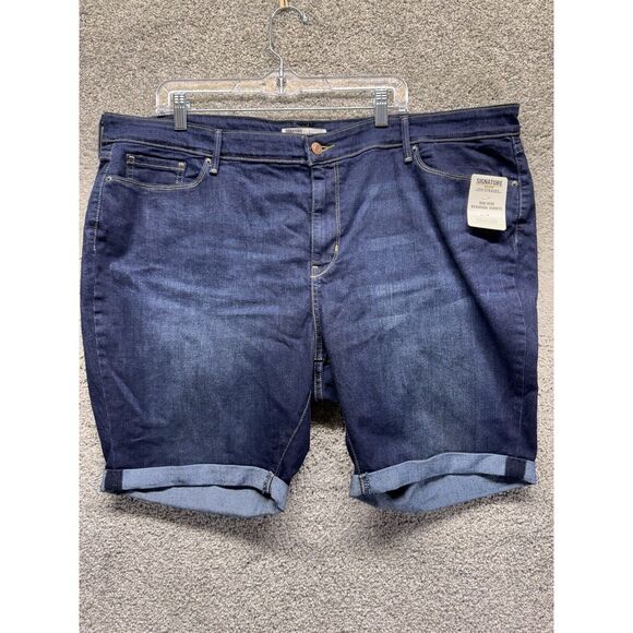 Signature by Levi Strauss & Co Gold Label Women's Mid Rise Bermuda Shorts 24 NWT - Picture 1 of 8